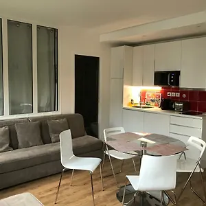  Apartment Tour Eiffel Rent Frankreich